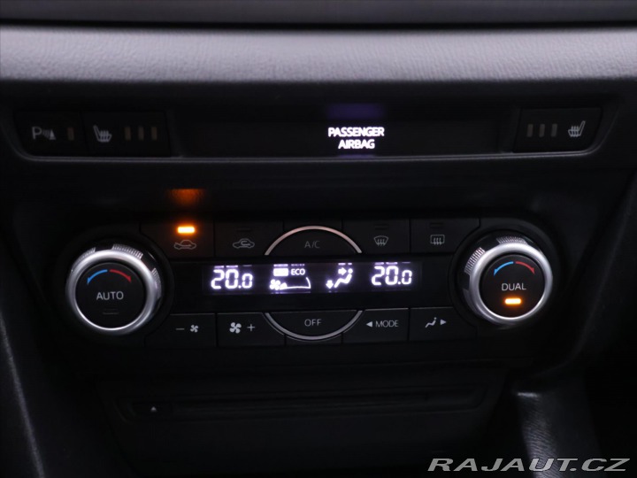 Mazda 3 2,0 Skyactiv-G120 Revolut 2015