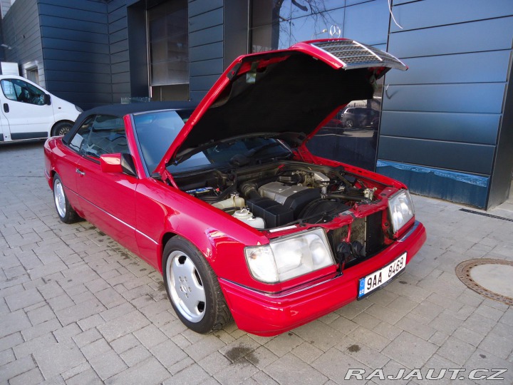 Mercedes-Benz 124 E200 kabriolet 1995