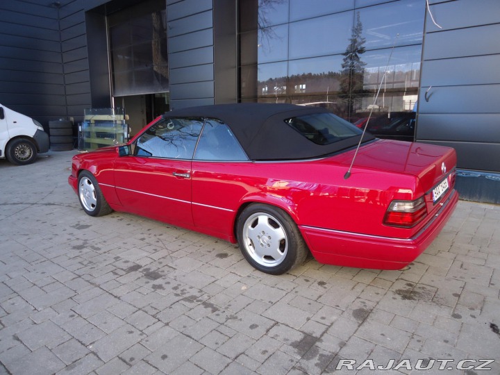 Mercedes-Benz 124 E200 kabriolet 1995