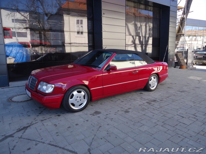 Mercedes-Benz 124 E200 kabriolet 1995