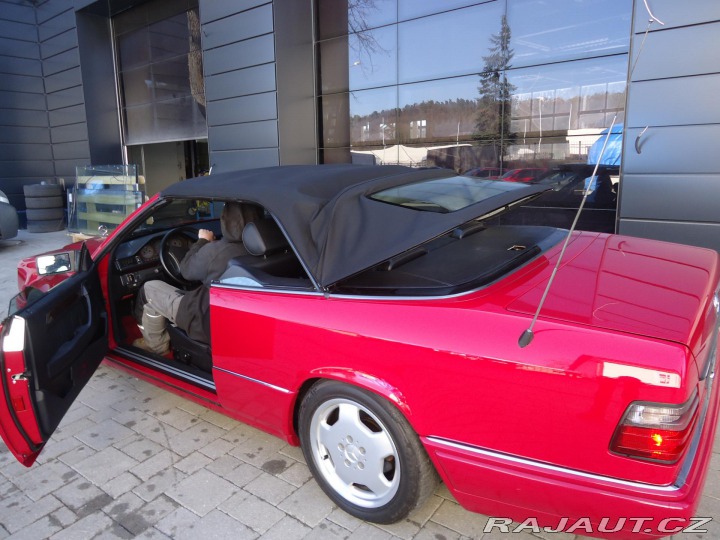 Mercedes-Benz 124 E200 kabriolet 1995