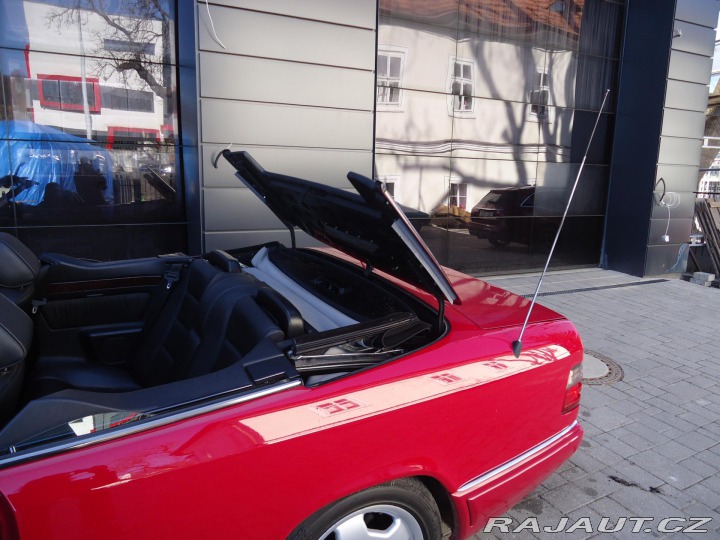 Mercedes-Benz 124 E200 kabriolet 1995