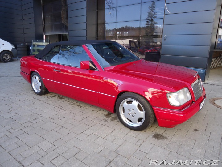 Mercedes-Benz 124 E200 kabriolet 1995