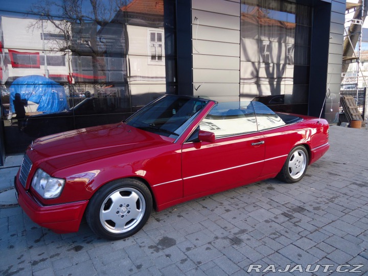 Mercedes-Benz 124 E200 kabriolet 1995