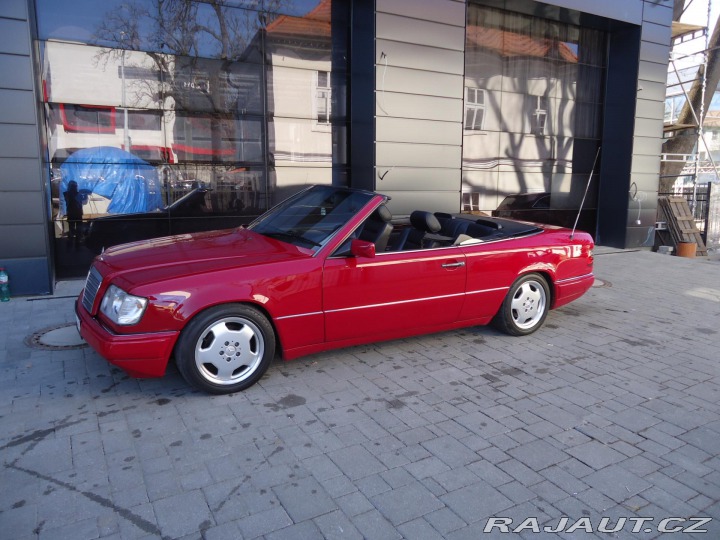 Mercedes-Benz 124 E200 kabriolet 1995