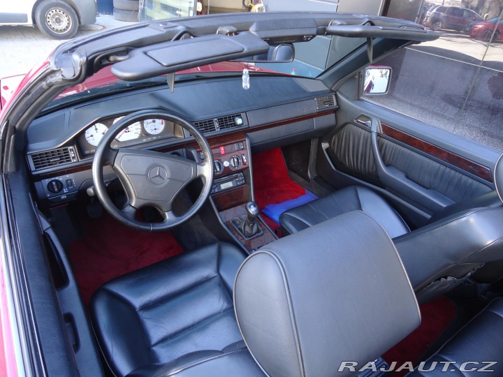 Mercedes-Benz 124 E200 kabriolet 1995