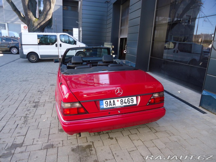 Mercedes-Benz 124 E200 kabriolet 1995