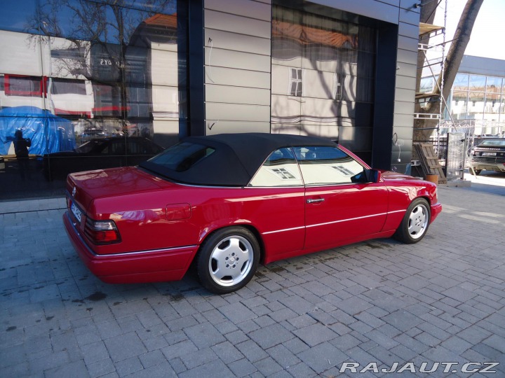 Mercedes-Benz E E200 kabriolet W124 1995