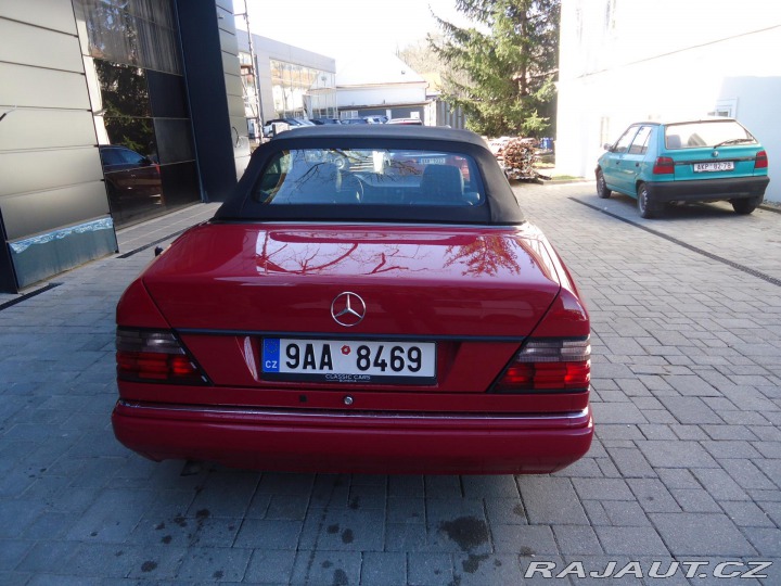 Mercedes-Benz 124 E200 kabriolet 1995