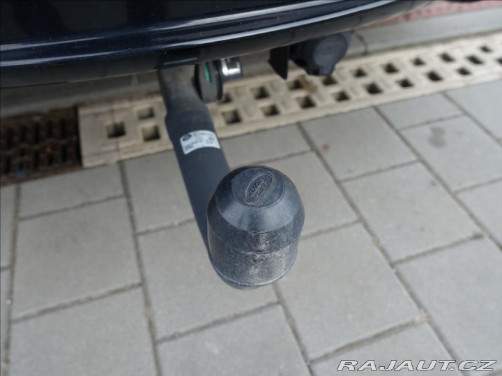 Land Rover Range Rover Velar 3,0 D300 R-Dynamic SE,ČR, 2018