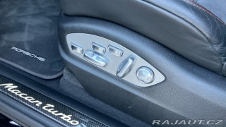 Porsche Macan Turbo with Performance Pa 2018