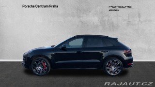 Porsche Macan Turbo with Performance Pa 2018
