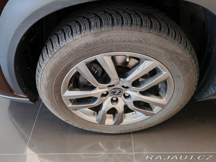 Lexus Ostatní modely NX 300h 300h 4x4 PRESTIGE SAFETY 2019