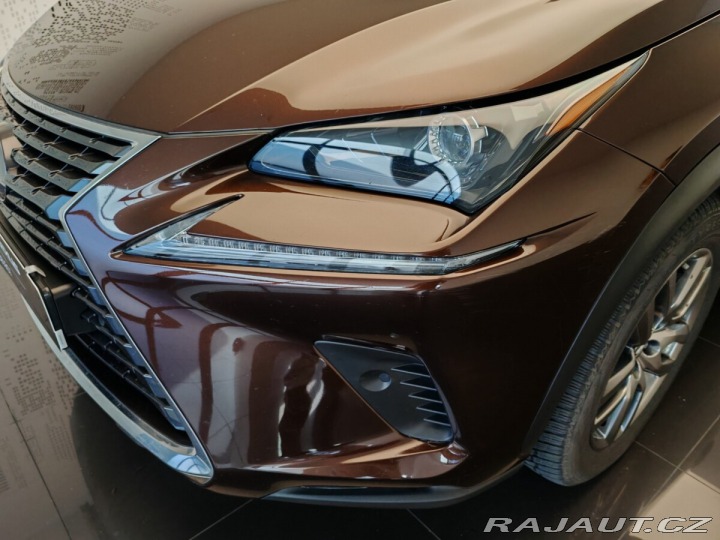 Lexus Ostatní modely NX 300h PRESTIEGE SAFETY PANORAMI 2020