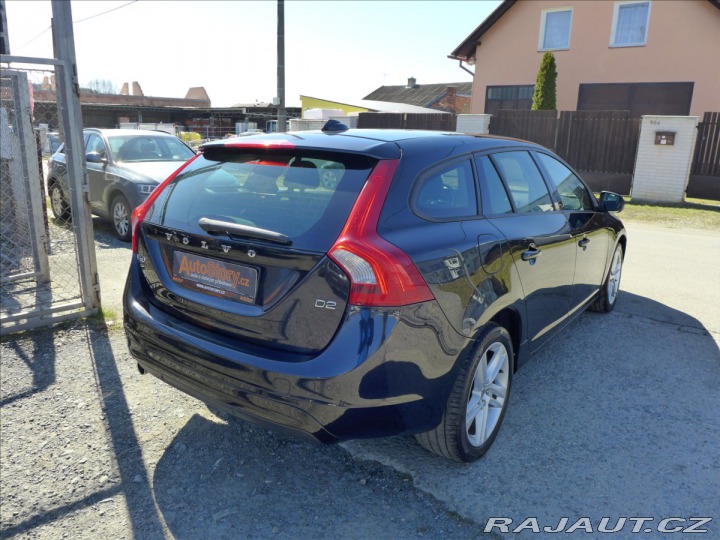 Volvo V60 1,6 D DIGI AC NAVI 2013