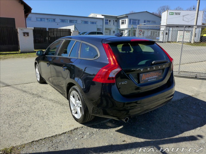 Volvo V60 1,6 D DIGI AC NAVI 2013