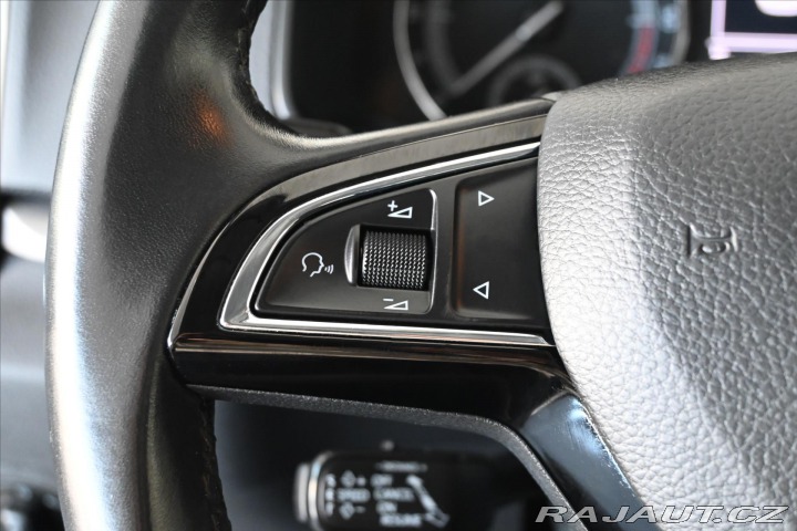 Škoda Karoq 1,6 TDi 85kW *Ambition Bu 2019
