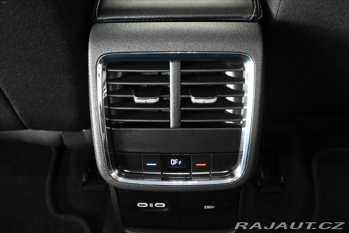 Škoda Octavia 2,0 TDi 110kW DSG *Busine 2020