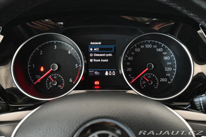 Volkswagen Touran 2,0 TDI 110 kW Highline Z 2020