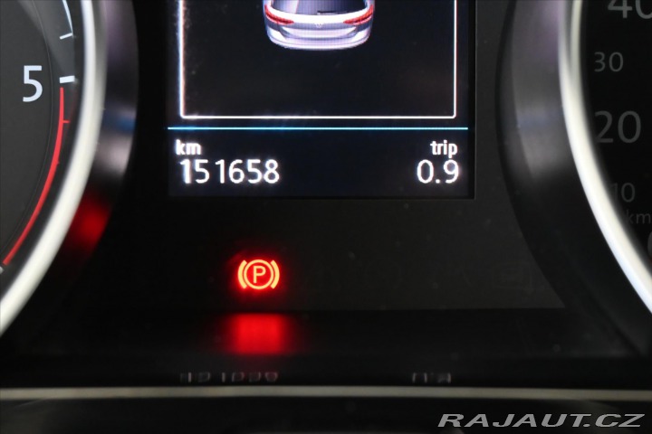 Volkswagen Touran 2,0 TDI 110 kW Highline Z 2020