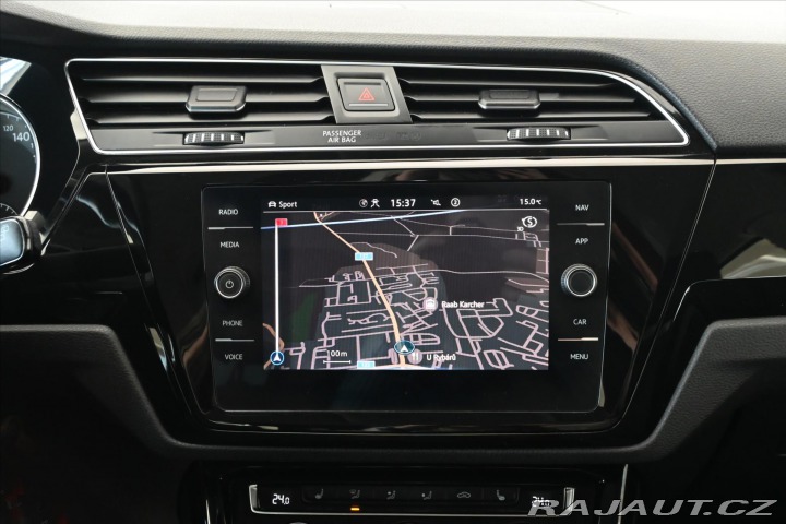Volkswagen Touran 2,0 TDI 110 kW Highline Z 2020