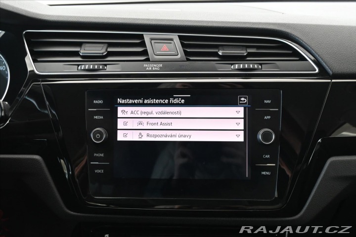 Volkswagen Touran 2,0 TDI 110 kW Highline Z 2020