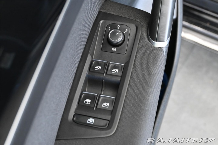 Volkswagen Touran 2,0 TDI 110 kW Highline Z 2020
