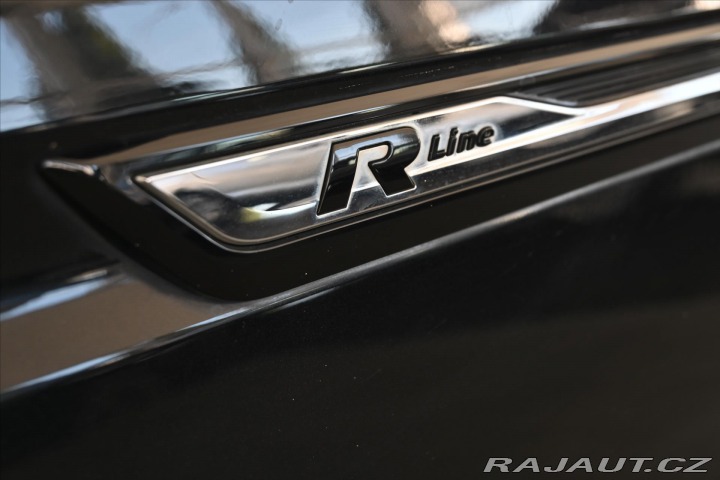 Volkswagen Touran 2,0 TDI 110 kW Highline Z 2020