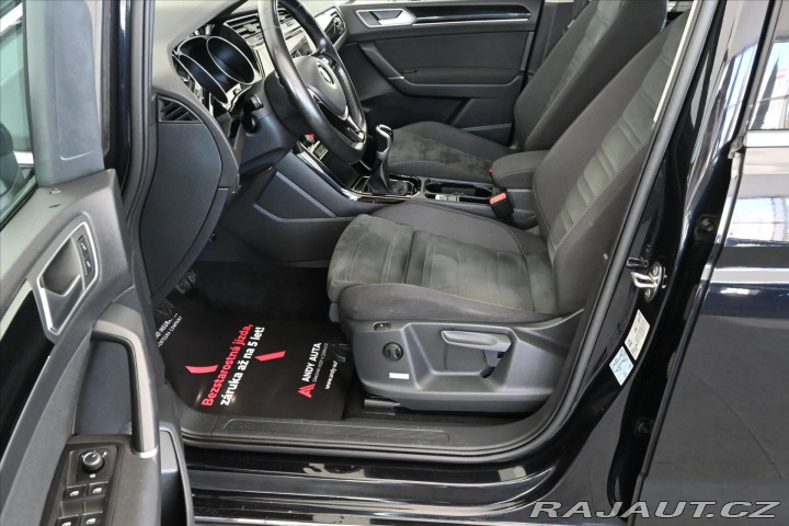 Volkswagen Touran 2,0 TDI 110 kW Highline Z 2020
