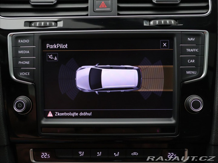 Volkswagen Golf 2,0 TDI DSG Highline Pano 2013