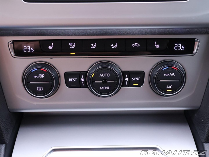Volkswagen Passat 1,6 TDI Comfort Aut.klima 2015