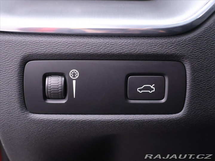 Volvo XC60 2,0 B4 AWD Aut. Momentum 2021