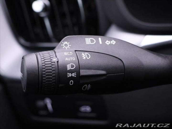 Volvo XC60 2,0 B4 AWD Aut. Momentum 2021