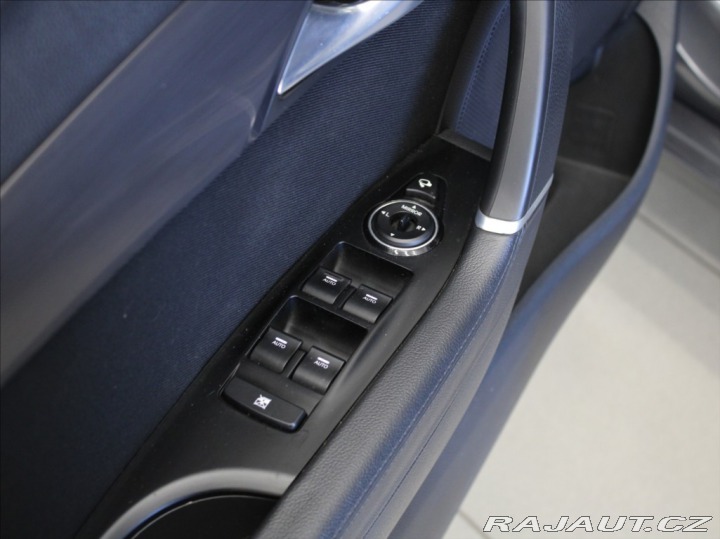Hyundai i40 1,7 CRDi Style KAMERA NAV 2011