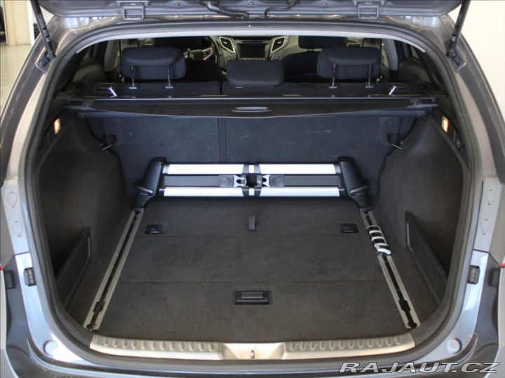 Hyundai i40 1,7 CRDi Style KAMERA NAV 2011