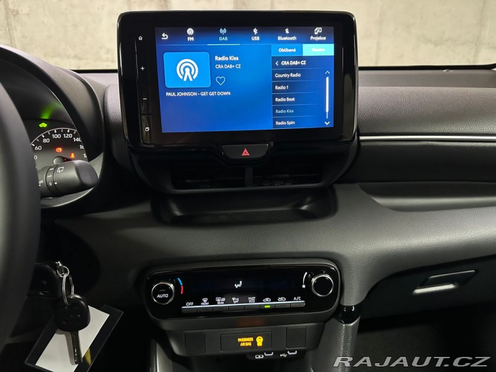 Toyota Yaris 1.5 Hybrid e-CVT Comfort 2024
