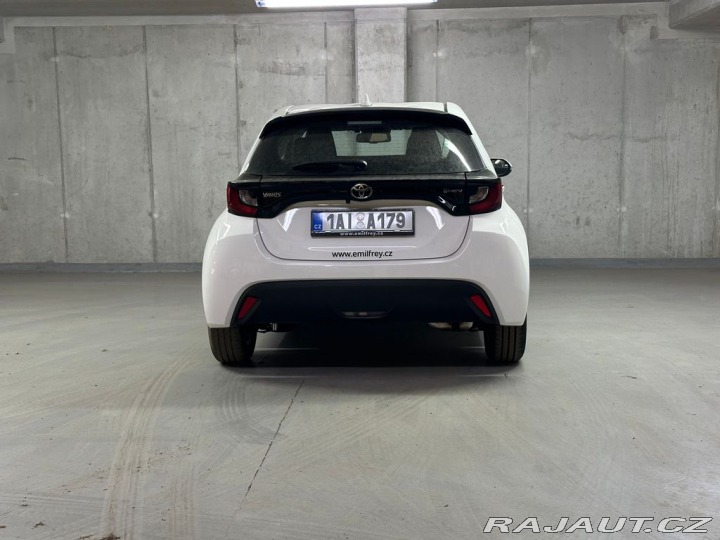 Toyota Yaris 1.5 Hybrid e-CVT Comfort 2024