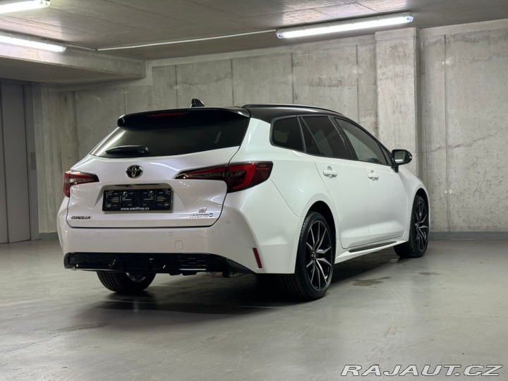 Toyota Corolla 1.8, HEV, GR SPORT, e-CVT 2026