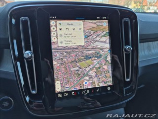 Volvo XC40 2,0 B4 AWD Plus Dark AT 2022