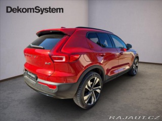 Volvo XC40 2,0 B4 AWD Plus Dark AT 2022