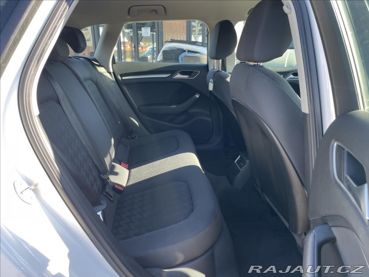 Audi A3 1,6 TDi SB*D.Klima*Alu*Na 2016