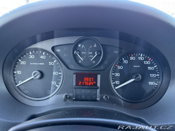 Fiat Scudo 6 MÍST 2,0D 94 KW DZ 2014