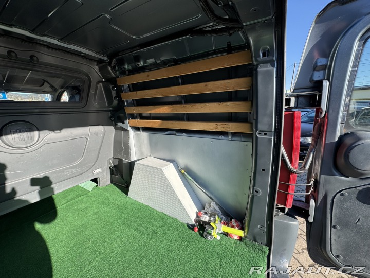 Fiat Scudo 6 MÍST 2,0D 94 KW DZ 2014