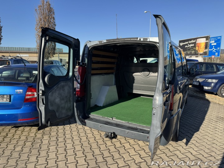Fiat Scudo 6 MÍST 2,0D 94 KW DZ 2014