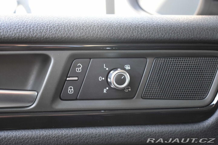 Volkswagen Touareg 3.0 TDI *4x4*TAŽNÉ*2xKOLA 2012