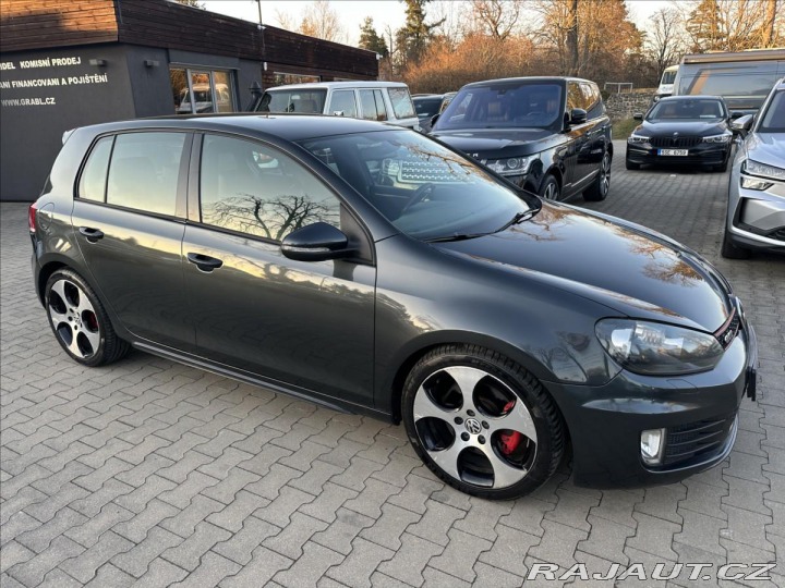 Volkswagen Golf GTI DSG 2010