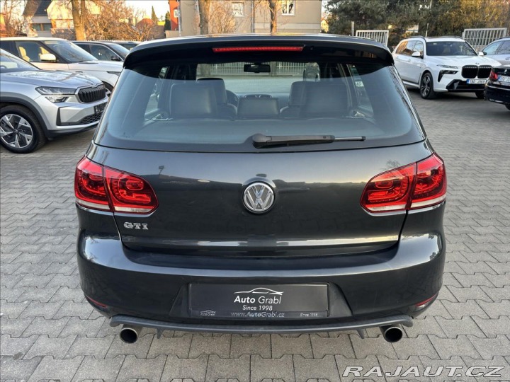 Volkswagen Golf GTI DSG 2010