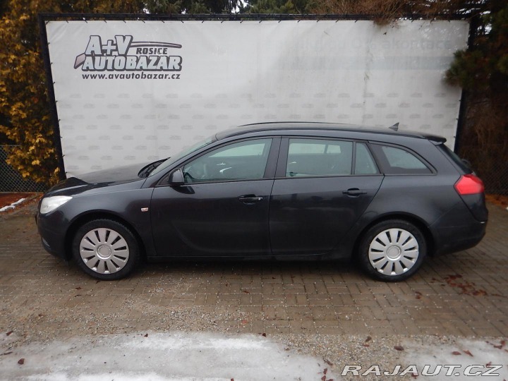 Opel Insignia 2.0 CDi, 6 KVALT, TAŽNÉ 2013