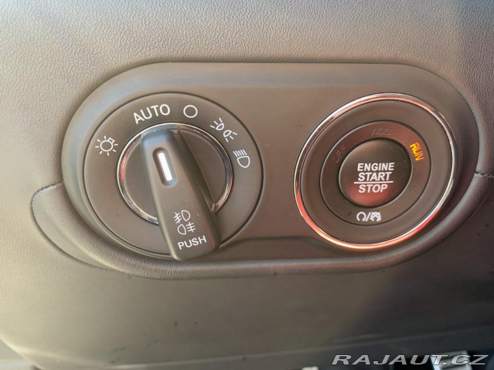 Maserati Levante Levante S, 316KW, VÝBAVA 2017