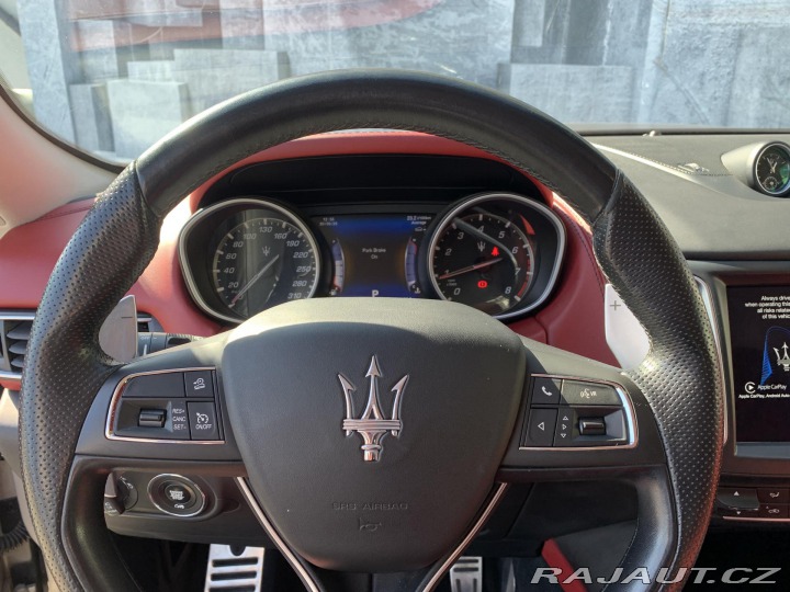 Maserati Levante Levante S, 316KW, VÝBAVA 2017